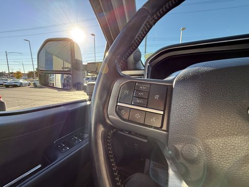 Used 2023 Ford F250 Lariat w/ Sport Appearance Package image 20