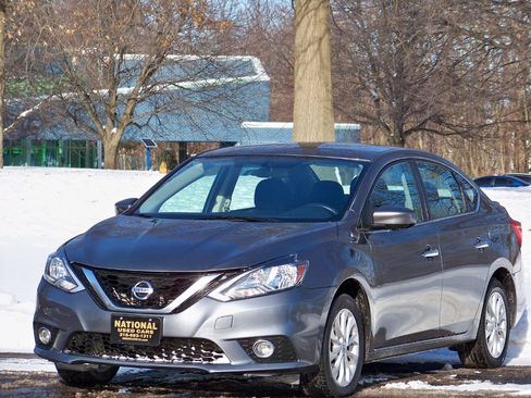 Used 2019 Nissan Sentra SV FWD image 1