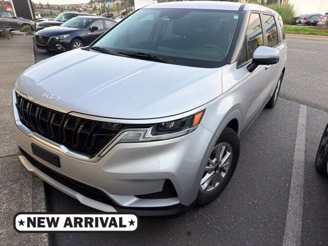 Used 2022 Kia Carnival LX FWD image 1