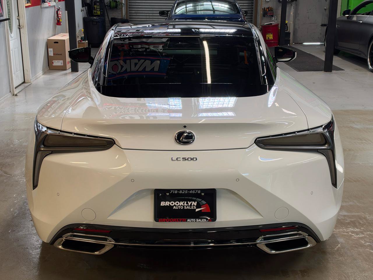 Used 2019 Lexus LC 500 Coupe w/ Touring Package RWD image 9