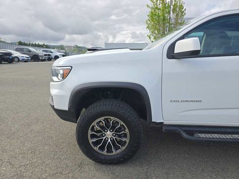 Used 2022 Chevrolet Colorado ZR2 AWD/4WD image 6