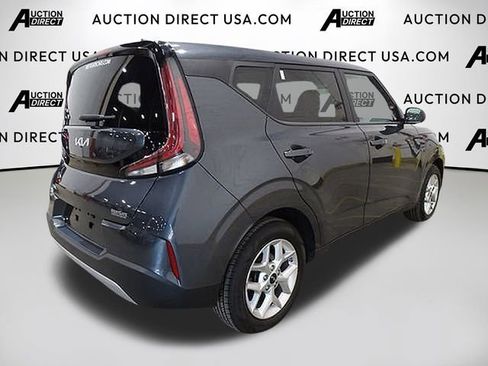 Used 2023 Kia Soul LX w/ Option Group 015 image 38