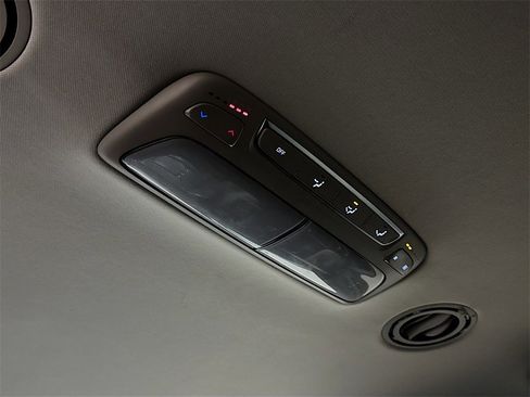 Used 2020 Kia Telluride LX image 28