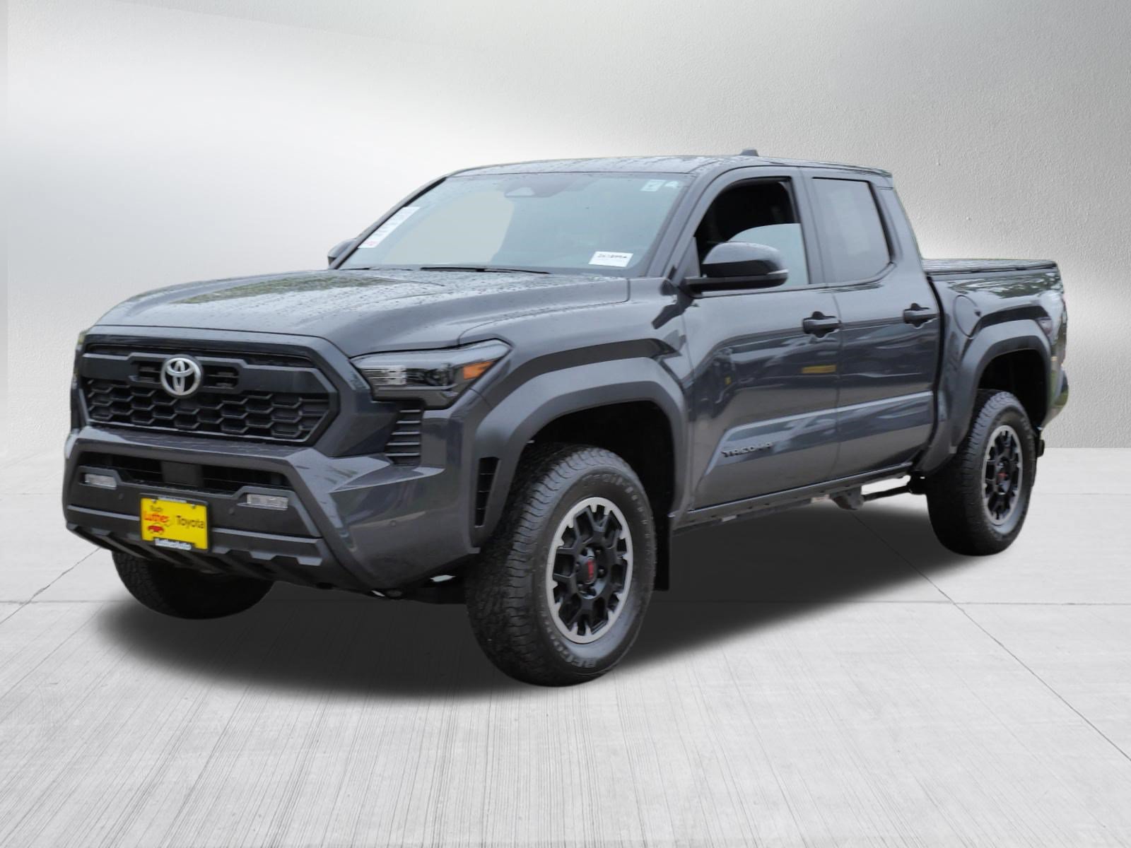 Used 2024 Toyota Tacoma TRD Off-Road w/ TRD Off Road Upgrade Package AWD/4WD image 3