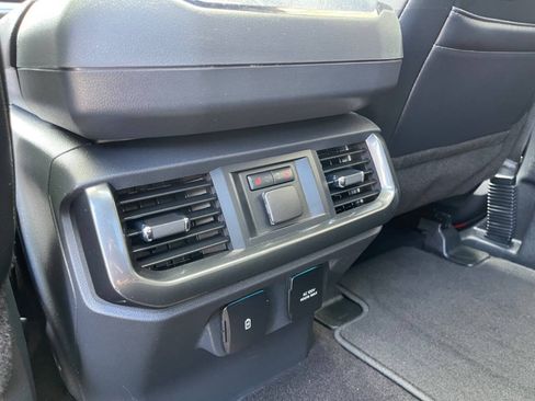 Used 2021 Ford F150 Lariat w/ Equipment Group 502A High AWD/4WD image 21