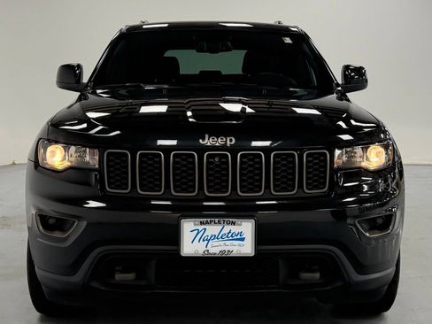 Used 2016 Jeep Grand Cherokee Laredo 75th Anniversary AWD/4WD image 7
