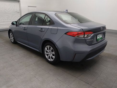 Used 2021 Toyota Corolla LE image 5