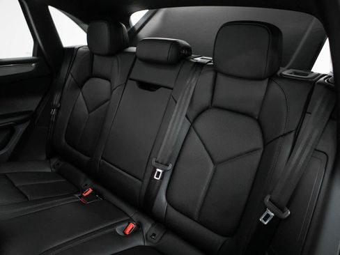 New 2026 Porsche Macan Turbo AWD/4WD image 37