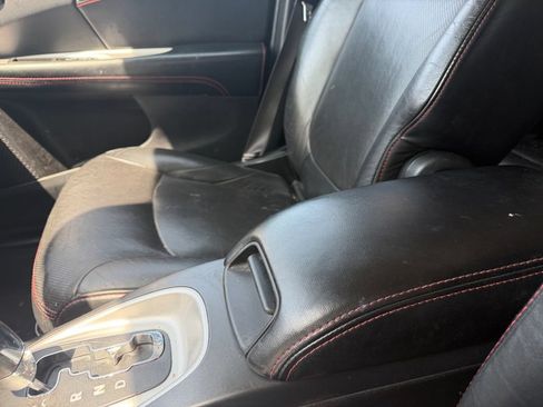 Used 2015 Dodge Journey R/T w/ Flexible Seating Group FWD image 30