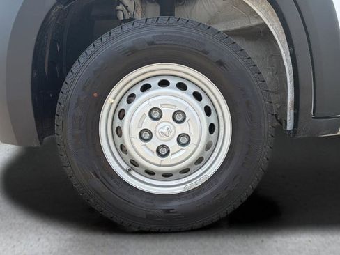 Used 2026 RAM ProMaster 2500 w/ Convenience Group FWD image 21