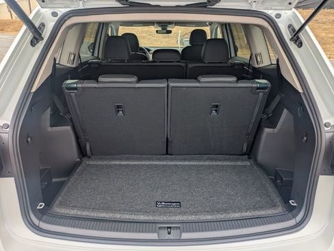 New 2026 Volkswagen Atlas SE FWD image 14