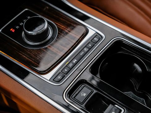 Used 2018 Jaguar XF Portfolio RWD image 33