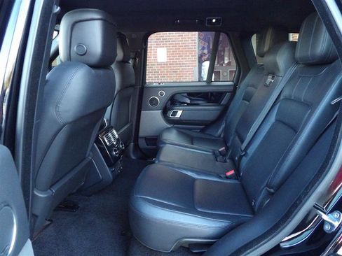 Used 2018 Land Rover Range Rover image 10