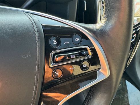 Used 2018 Cadillac Escalade Platinum AWD/4WD image 31