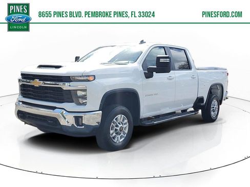Used 2025 Chevrolet Silverado 2500 LT w/ Convenience Package image 1