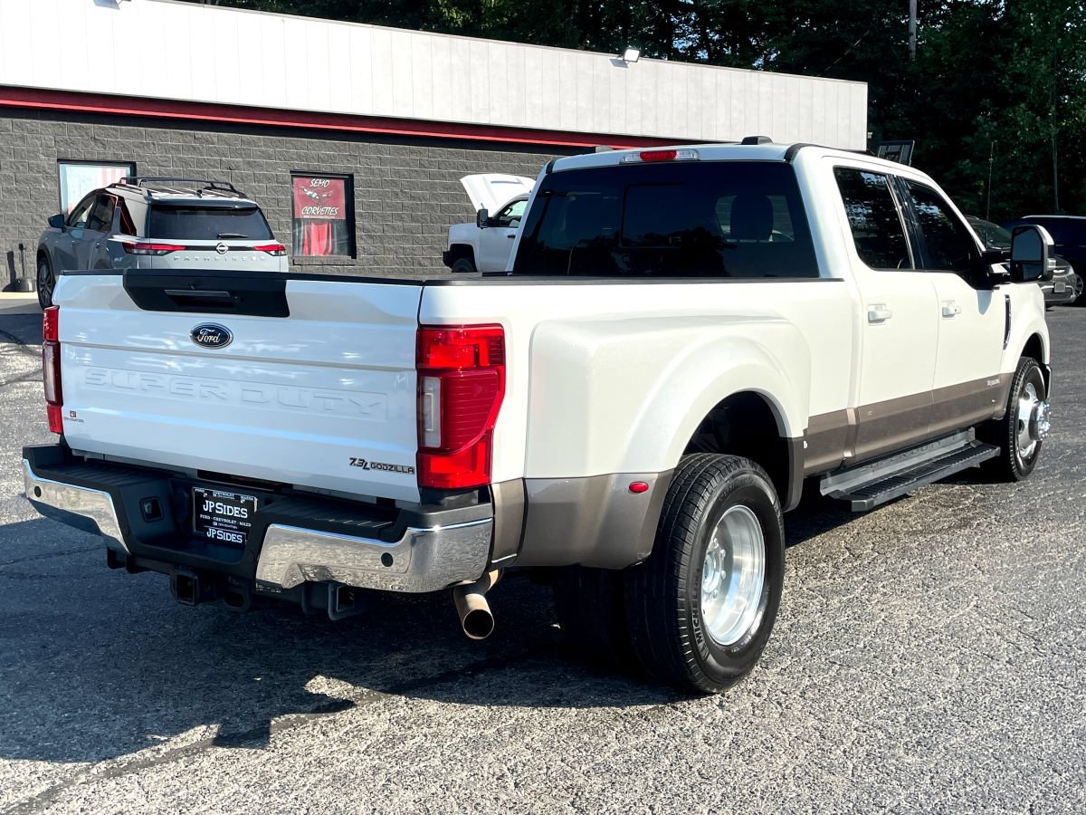 Used 2022 Ford F350 Lariat w/ Lariat Ultimate Package RWD image 6