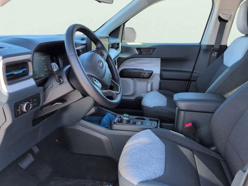 New 2026 Ford Maverick XLT w/ XLT Luxury Package image 9