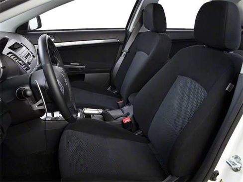 Used 2010 Mitsubishi Lancer DE FWD image 6