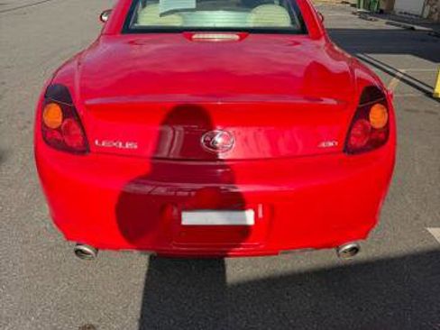 Used 2003 Lexus SC 430 Convertible image 3
