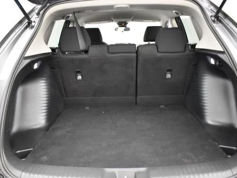 Used 2025 Honda HR-V LX image 16