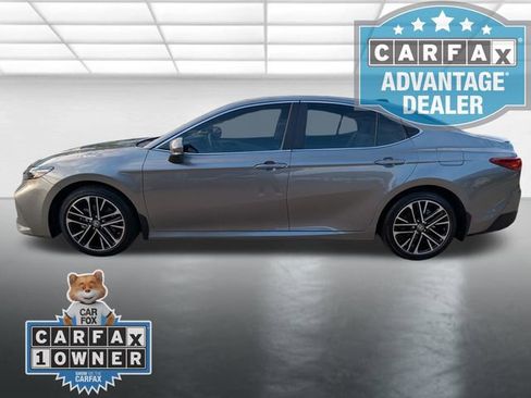 Used 2025 Toyota Camry XLE w/ Premium Package image 28