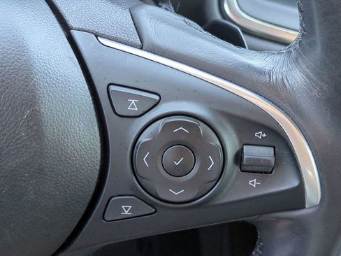 Used 2018 Buick Enclave Essence image 27