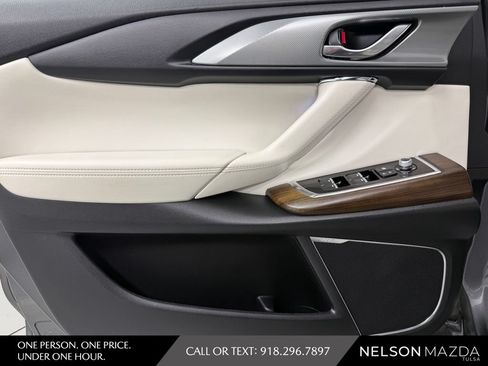 Used 2021 MAZDA CX-9 Signature AWD/4WD image 17