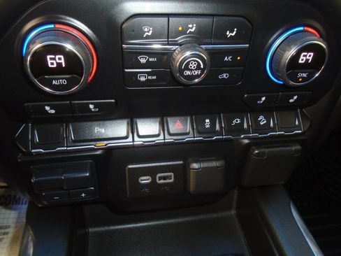 Used 2020 Chevrolet Silverado 2500 LT w/ All Star Edition image 61