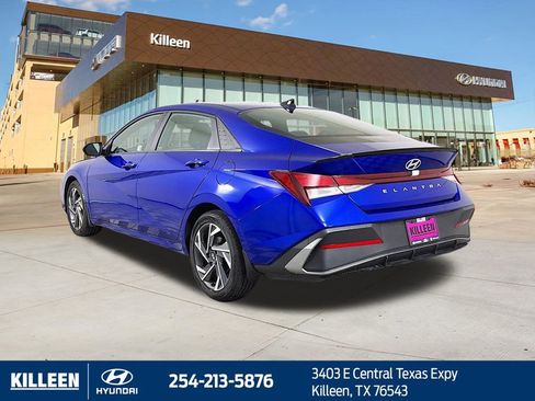 Used 2025 Hyundai Elantra Sport image 6