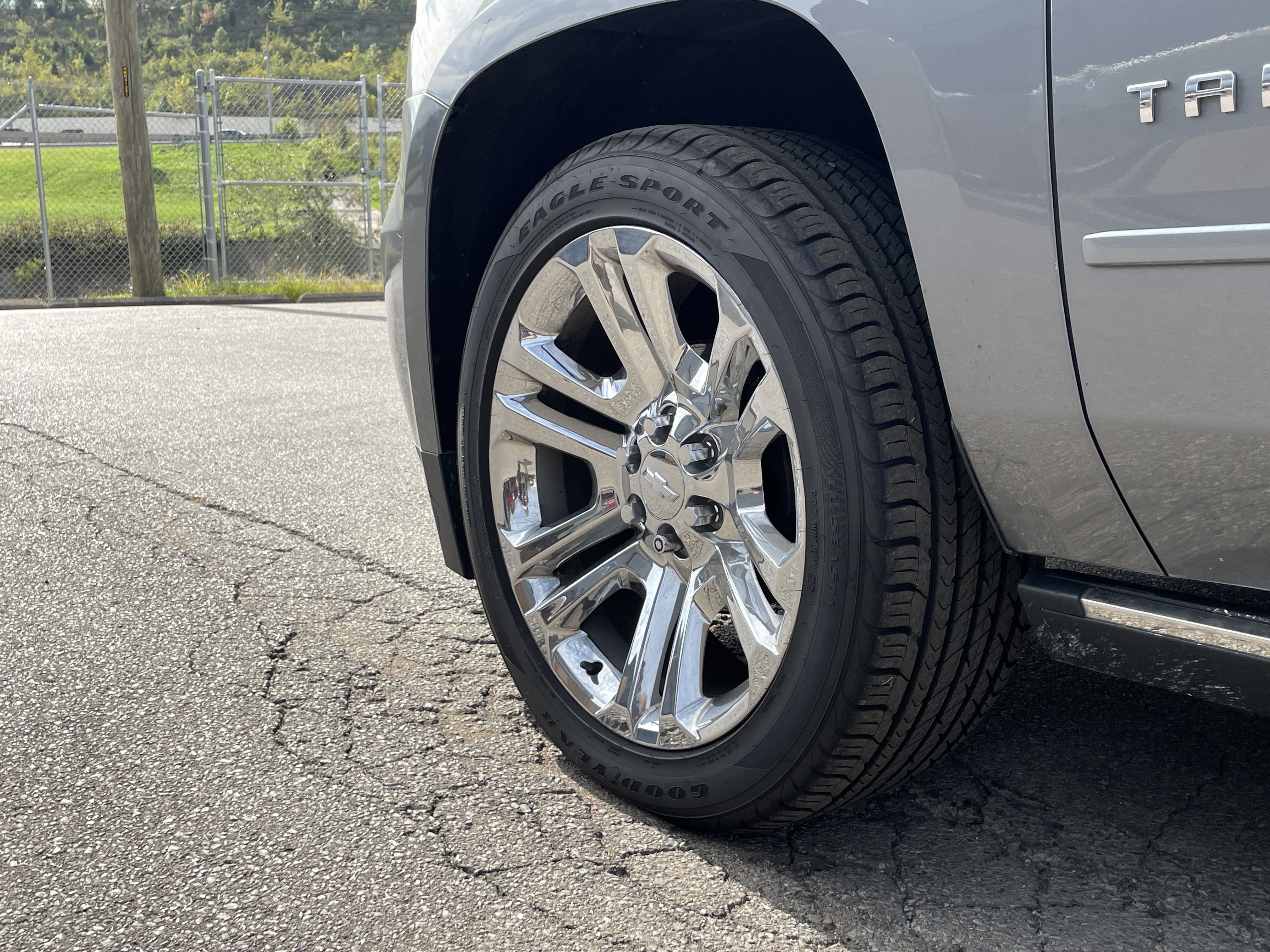 Used 2019 Chevrolet Tahoe Premier w/ Premier Plus Edition AWD/4WD image 7
