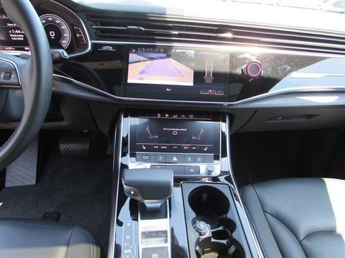Used 2019 Audi Q8 Premium AWD/4WD image 17