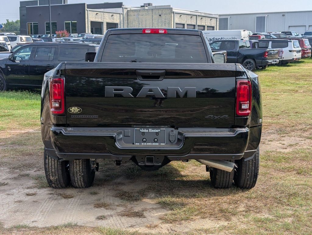 New 2026 RAM 3500 Big Horn AWD/4WD image 6