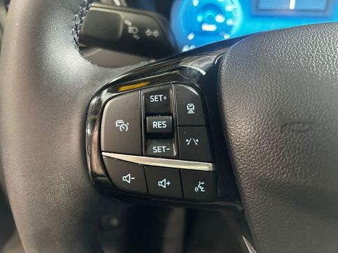 Used 2023 Ford Escape Platinum FWD image 16