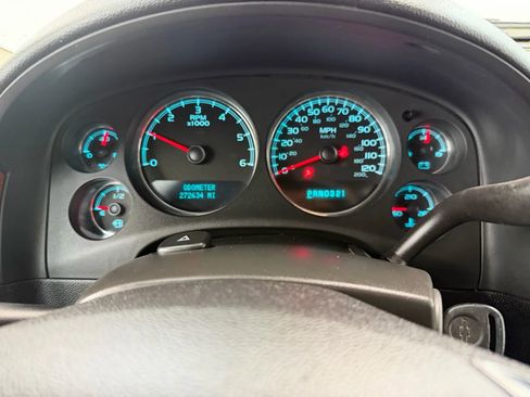 Used 2008 Chevrolet Suburban LT w/ LT Preferred Equipment Group image 19