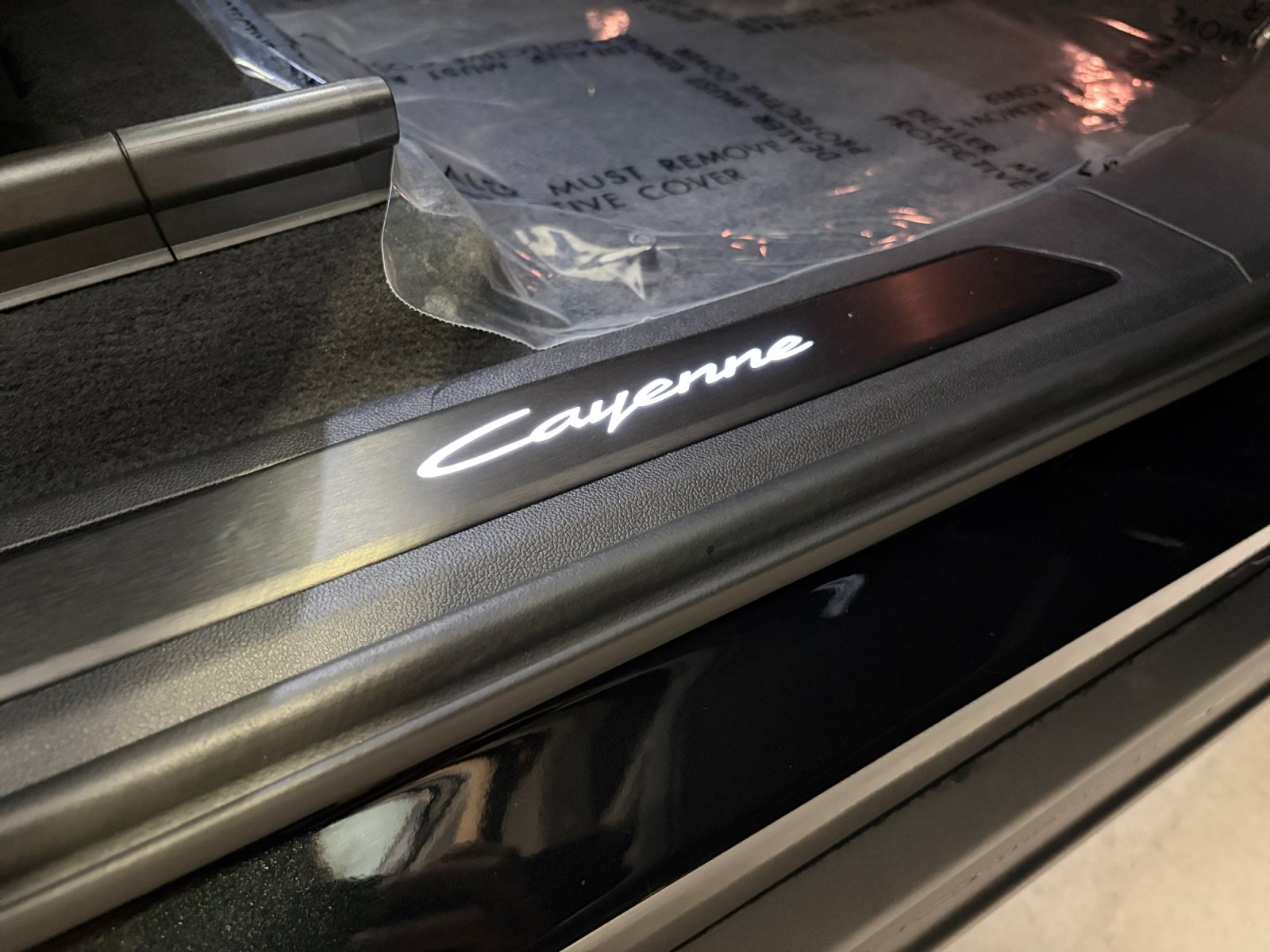 Certified 2026 Porsche Cayenne AWD/4WD image 16