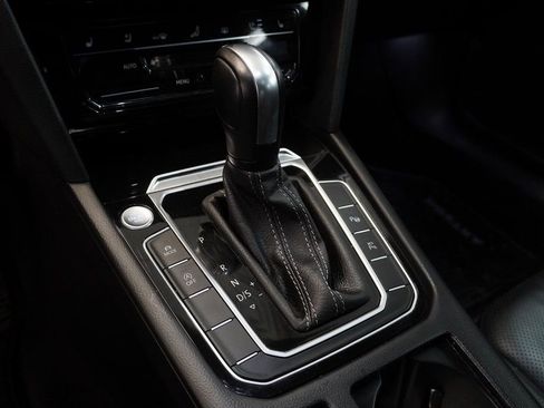 Used 2021 Volkswagen Arteon SEL Premium image 19