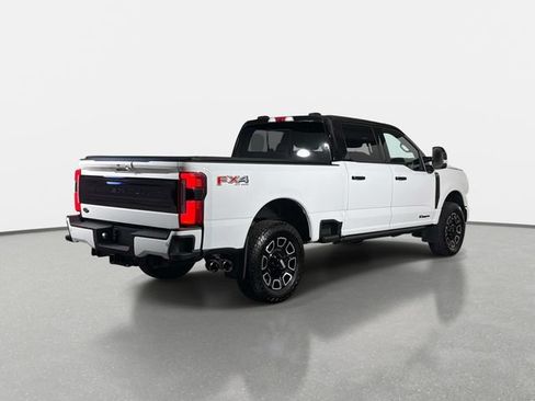 Used 2025 Ford F250 Platinum AWD/4WD image 4