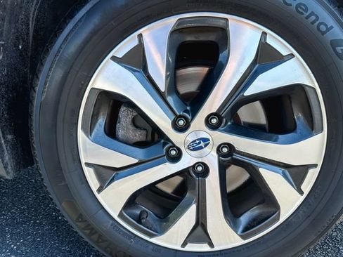 Used 2022 Subaru Outback Limited w/ Popular Package #2 AWD/4WD image 11