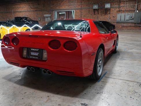 Used 2002 Chevrolet Corvette Z06 w/ Memory Pkg RWD image 14