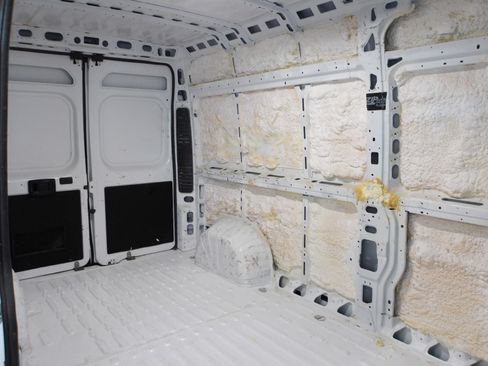 Used 2024 RAM ProMaster 2500 w/ Convenience Group FWD image 15