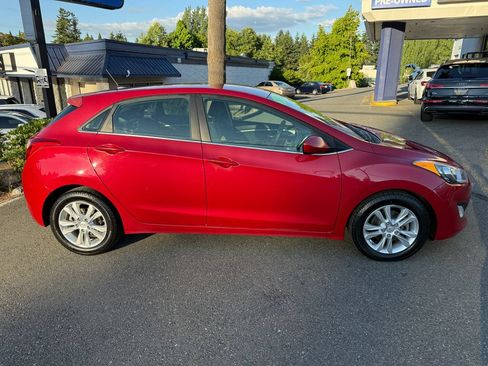 Used 2014 Hyundai Elantra GT FWD image 8
