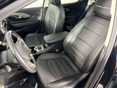 Used 2022 GMC Terrain Denali w/ Denali Premium Package image 20