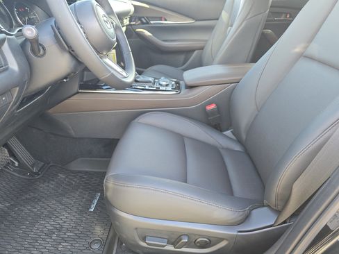 Certified 2025 MAZDA CX-30 AWD 2.5 S w/ Premium Package image 8