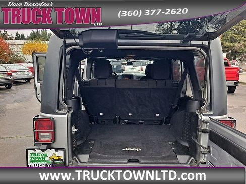 Used 2017 Jeep Wrangler Unlimited Sport w/ Quick Order Package 24S image 14