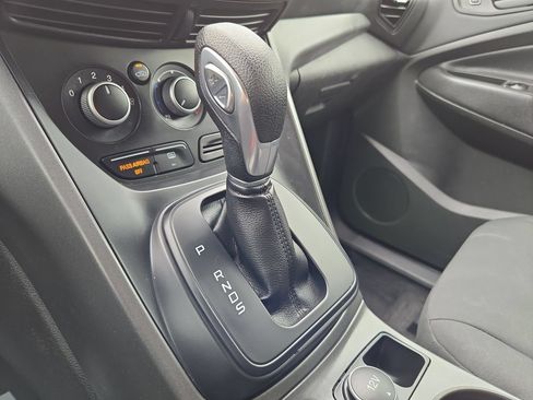 Used 2016 Ford Escape S FWD image 27