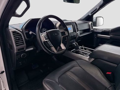 Used 2019 Ford F150 Platinum w/ Equipment Group 701A Luxury AWD/4WD image 9