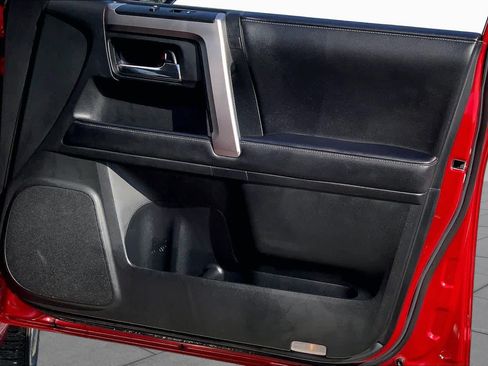 Used 2020 Toyota 4Runner Limited RWD image 22