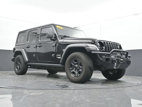 Used 2018 Jeep Wrangler Unlimited Sport AWD/4WD image 24