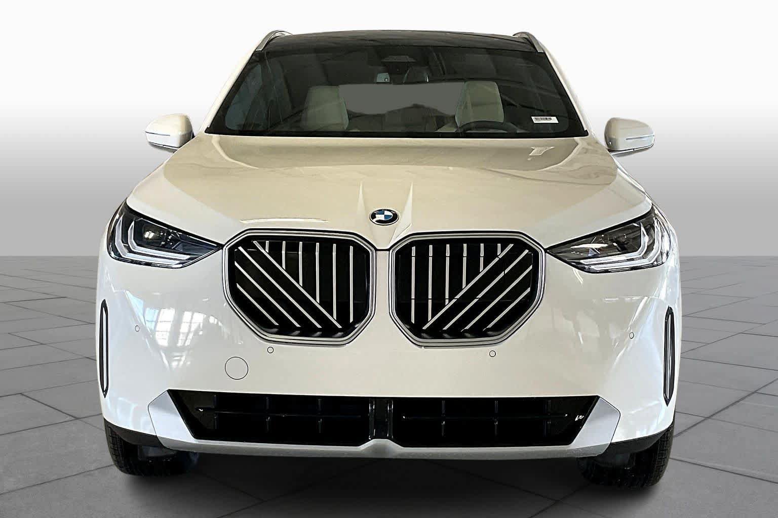 Used 2026 BMW X3 xDrive30i w/ Convenience Package AWD/4WD image 3