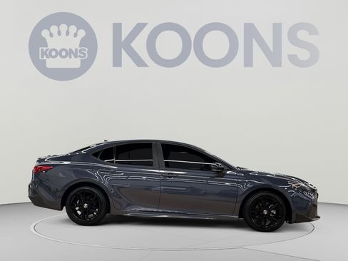 Used 2026 Toyota Camry SE w/ Convenience Package FWD image 12